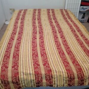 Regal burgundy Red & Gold Damask Stripe King Duvet Cover PRE-Owned